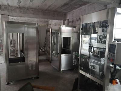 鎮(zhèn)江老醋瓶口套標機、貼標機與分卡機 提升自動化包裝效率的關鍵設備